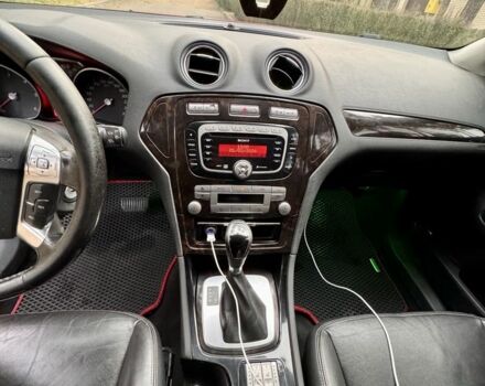 Форд Мондео 2008 в Днепре (Днепропетровске) на Automoto.ua Красный Форд Мондео, объемом двигателя 2 л и пробегом 307 тыс. км за 6700 $, фото 11 на Automoto.ua