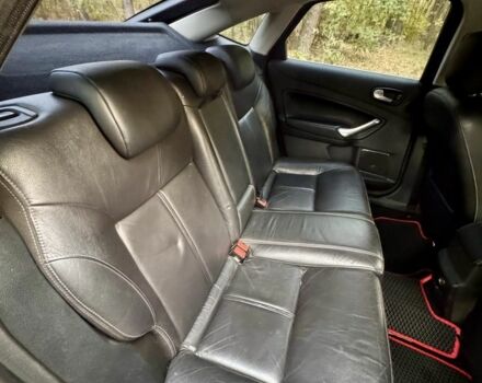 Форд Мондео 2008 в Днепре (Днепропетровске) на Automoto.ua Красный Форд Мондео, объемом двигателя 2 л и пробегом 307 тыс. км за 6700 $, фото 7 на Automoto.ua