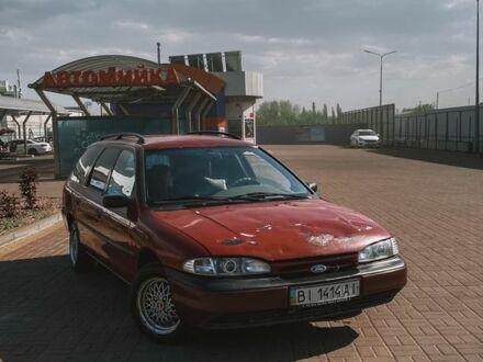 Форд Мондео 1993 у Полтаві на Automoto.ua Червоний Форд Мондео, об'ємом двигуна 2 л та пробігом 3 тис. км за 2000 $, фото 1 на Automoto.ua