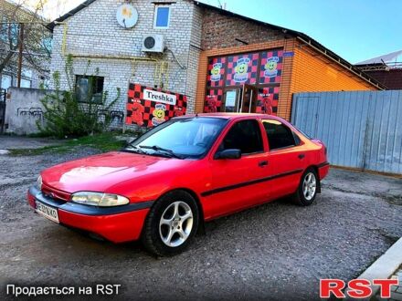Форд Мондео 1993 в Березнеговатом на Automoto.ua Красный Форд Мондео, объемом двигателя 1.8 л и пробегом 150 тыс. км за 3500 $, фото 1 на Automoto.ua