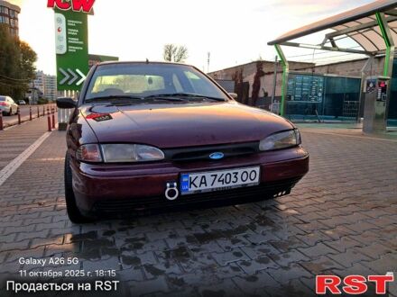 Красный Форд Мондео, объемом двигателя 1.8 л и пробегом 427 тыс. км за 2200 $, фото 1 на Automoto.ua