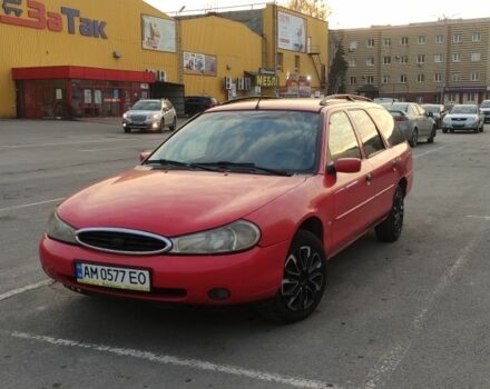 Червоний Форд Мондео, об'ємом двигуна 1.8 л та пробігом 370 тис. км за 1700 $, фото 1 на Automoto.ua