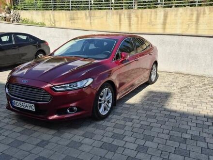Форд Мондео 2016 в Ужгороде на Automoto.ua Красный Форд Мондео, объемом двигателя 2 л и пробегом 200 тыс. км за 14500 $, фото 1 на Automoto.ua