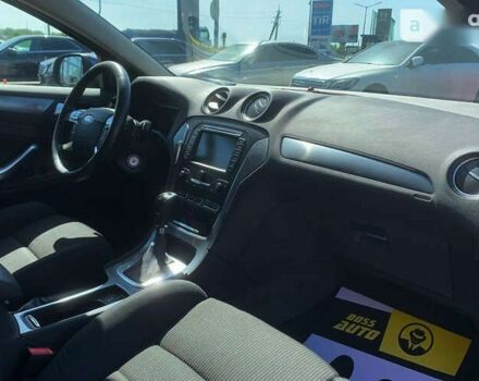 Форд Мондео, об'ємом двигуна 2 л та пробігом 300 тис. км за 7700 $, фото 15 на Automoto.ua