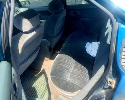 Форд Мондео, объемом двигателя 1.8 л и пробегом 205 тыс. км за 500 $, фото 4 на Automoto.ua