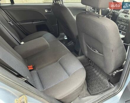 Форд Мондео, объемом двигателя 1.8 л и пробегом 239 тыс. км за 5500 $, фото 24 на Automoto.ua