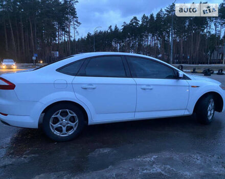 Форд Мондео, объемом двигателя 2 л и пробегом 154 тыс. км за 7700 $, фото 3 на Automoto.ua