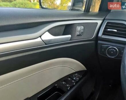 Форд Мондео, объемом двигателя 2 л и пробегом 128 тыс. км за 8600 $, фото 9 на Automoto.ua