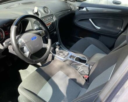 Форд Мондео, объемом двигателя 1.56 л и пробегом 142 тыс. км за 10000 $, фото 1 на Automoto.ua