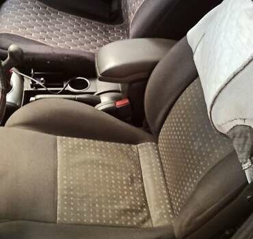 Форд Мондео, объемом двигателя 2 л и пробегом 405 тыс. км за 4200 $, фото 29 на Automoto.ua