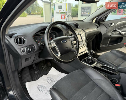 Форд Мондео, объемом двигателя 2 л и пробегом 223 тыс. км за 5799 $, фото 28 на Automoto.ua