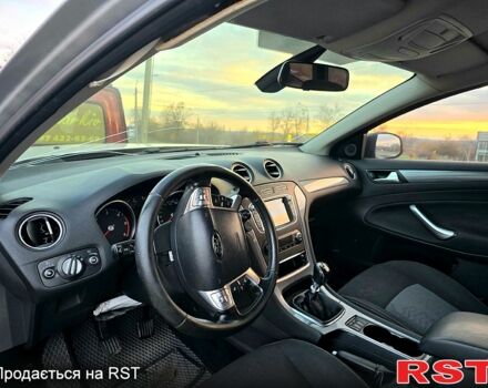 Форд Мондео, об'ємом двигуна 1.6 л та пробігом 150 тис. км за 2300 $, фото 5 на Automoto.ua
