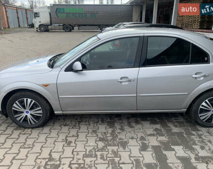 Форд Мондео, объемом двигателя 1.8 л и пробегом 300 тыс. км за 4200 $, фото 3 на Automoto.ua