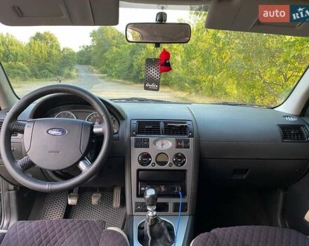 Форд Мондео, объемом двигателя 1.8 л и пробегом 178 тыс. км за 4400 $, фото 2 на Automoto.ua