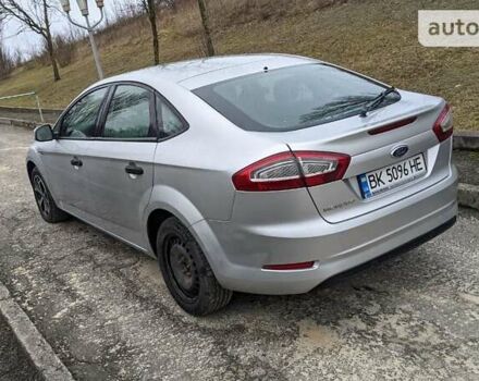 Форд Мондео, об'ємом двигуна 1.8 л та пробігом 300 тис. км за 6500 $, фото 1 на Automoto.ua