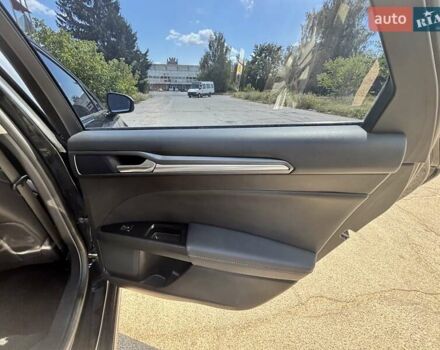 Форд Мондео, объемом двигателя 2 л и пробегом 196 тыс. км за 16000 $, фото 3 на Automoto.ua