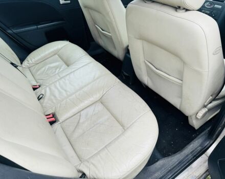 Желтый Форд Мондео, объемом двигателя 2 л и пробегом 390 тыс. км за 1999 $, фото 11 на Automoto.ua