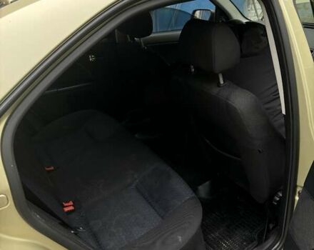 Желтый Форд Мондео, объемом двигателя 0 л и пробегом 249 тыс. км за 3200 $, фото 5 на Automoto.ua