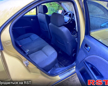 Жовтий Форд Мондео, об'ємом двигуна 1.8 л та пробігом 300 тис. км за 3000 $, фото 9 на Automoto.ua