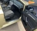 Желтый Форд Мондео, объемом двигателя 2 л и пробегом 280 тыс. км за 4600 $, фото 7 на Automoto.ua