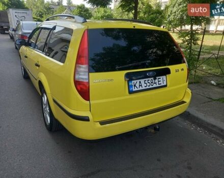 Желтый Форд Мондео, объемом двигателя 2.5 л и пробегом 430 тыс. км за 4100 $, фото 3 на Automoto.ua