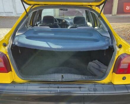 Жовтий Форд Мондео, об'ємом двигуна 2 л та пробігом 1 тис. км за 1700 $, фото 6 на Automoto.ua