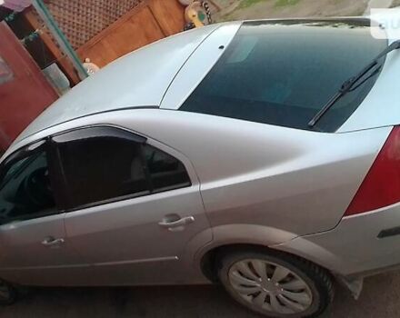 Серый Форд Мондео, объемом двигателя 1.8 л и пробегом 180 тыс. км за 3700 $, фото 4 на Automoto.ua