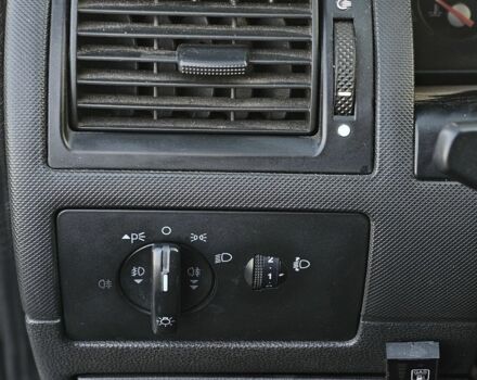 Серый Форд Мондео, объемом двигателя 2 л и пробегом 260 тыс. км за 3500 $, фото 6 на Automoto.ua