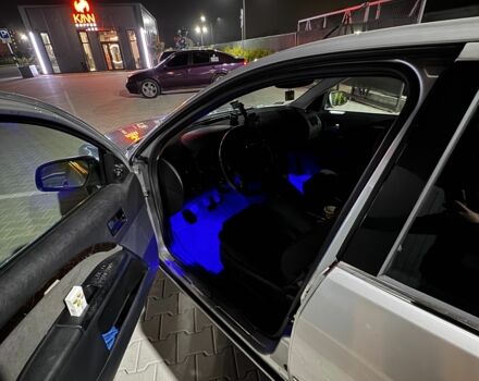 Серый Форд Мондео, объемом двигателя 1.8 л и пробегом 298 тыс. км за 4000 $, фото 4 на Automoto.ua