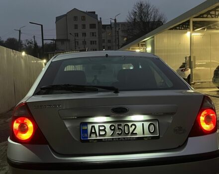 Серый Форд Мондео, объемом двигателя 1.8 л и пробегом 298 тыс. км за 4000 $, фото 7 на Automoto.ua