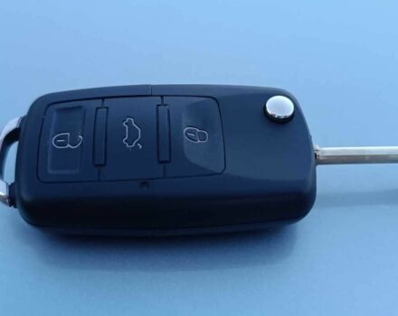 Серый Форд Мондео, объемом двигателя 2.5 л и пробегом 74 тыс. км за 4072 $, фото 22 на Automoto.ua