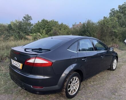Сірий Форд Мондео, об'ємом двигуна 2 л та пробігом 295 тис. км за 4087 $, фото 3 на Automoto.ua