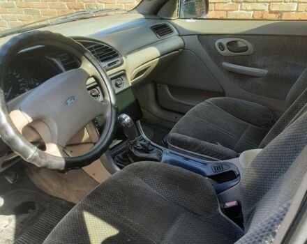 Серый Форд Мондео, объемом двигателя 1.6 л и пробегом 300 тыс. км за 1500 $, фото 4 на Automoto.ua