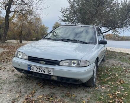 Сірий Форд Мондео, об'ємом двигуна 1.8 л та пробігом 200 тис. км за 1600 $, фото 4 на Automoto.ua