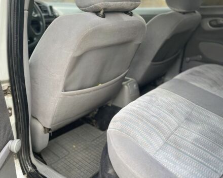 Сірий Форд Мондео, об'ємом двигуна 1.8 л та пробігом 200 тис. км за 1600 $, фото 10 на Automoto.ua