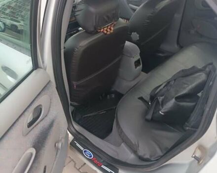 Сірий Форд Мондео, об'ємом двигуна 2 л та пробігом 154 тис. км за 2500 $, фото 12 на Automoto.ua