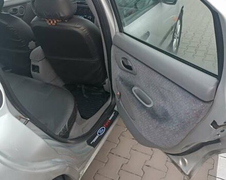 Сірий Форд Мондео, об'ємом двигуна 2 л та пробігом 154 тис. км за 2500 $, фото 2 на Automoto.ua