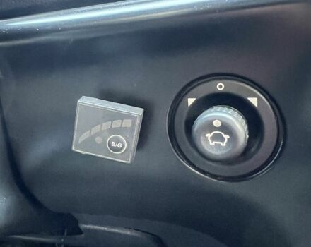 Серый Форд Мондео, объемом двигателя 2 л и пробегом 150 тыс. км за 1250 $, фото 5 на Automoto.ua