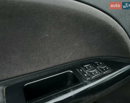 Серый Форд Мондео, объемом двигателя 1.99 л и пробегом 284 тыс. км за 2699 $, фото 27 на Automoto.ua