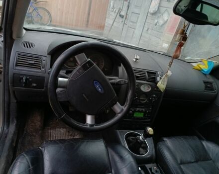 Сірий Форд Мондео, об'ємом двигуна 2.5 л та пробігом 260 тис. км за 1894 $, фото 1 на Automoto.ua