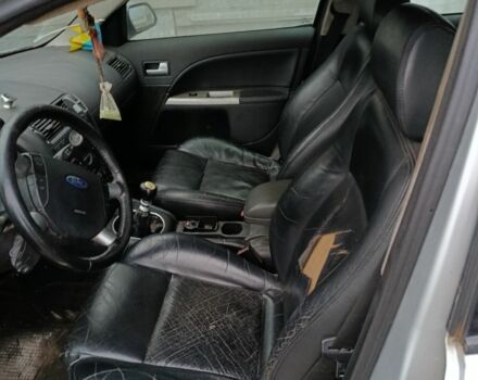 Сірий Форд Мондео, об'ємом двигуна 2.5 л та пробігом 260 тис. км за 1894 $, фото 7 на Automoto.ua