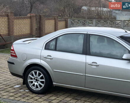 Серый Форд Мондео, объемом двигателя 1.99 л и пробегом 284 тыс. км за 2949 $, фото 21 на Automoto.ua