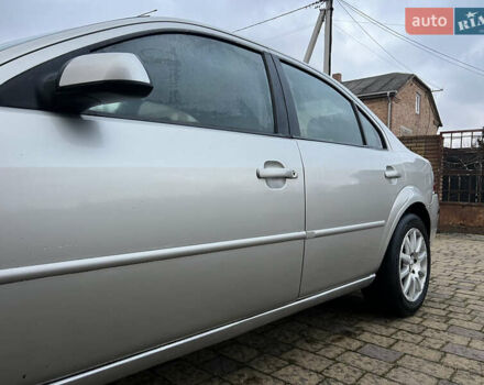 Серый Форд Мондео, объемом двигателя 1.99 л и пробегом 284 тыс. км за 2949 $, фото 12 на Automoto.ua