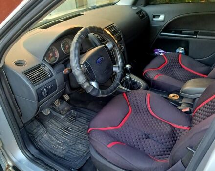 Серый Форд Мондео, объемом двигателя 1.8 л и пробегом 400 тыс. км за 3300 $, фото 3 на Automoto.ua