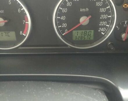 Сірий Форд Мондео, об'ємом двигуна 2 л та пробігом 328 тис. км за 4500 $, фото 7 на Automoto.ua