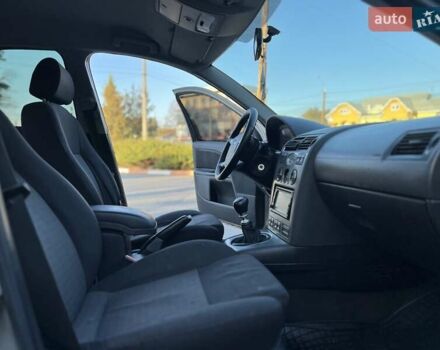 Форд Мондео 2002 в Черновцах на Automoto.ua Серый Форд Мондео, объемом двигателя 1.8 л и пробегом 271 тыс. км за 2600 $, фото 35 на Automoto.ua