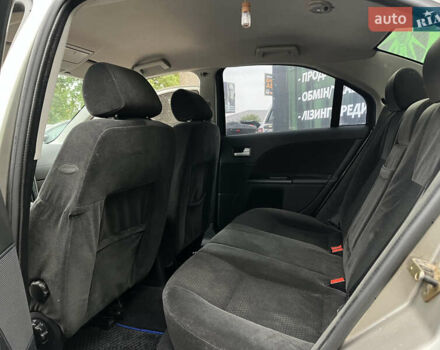 Серый Форд Мондео, объемом двигателя 2 л и пробегом 172 тыс. км за 4300 $, фото 12 на Automoto.ua