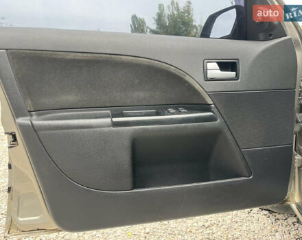 Серый Форд Мондео, объемом двигателя 2 л и пробегом 172 тыс. км за 4300 $, фото 10 на Automoto.ua