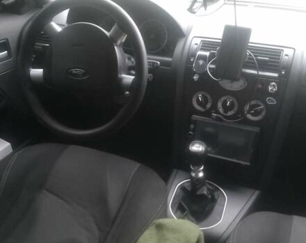 Серый Форд Мондео, объемом двигателя 1.8 л и пробегом 360 тыс. км за 2850 $, фото 3 на Automoto.ua