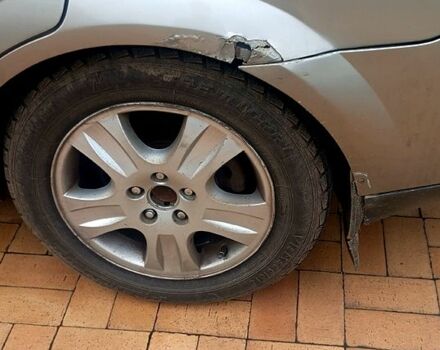 Серый Форд Мондео, объемом двигателя 2 л и пробегом 262 тыс. км за 3200 $, фото 6 на Automoto.ua